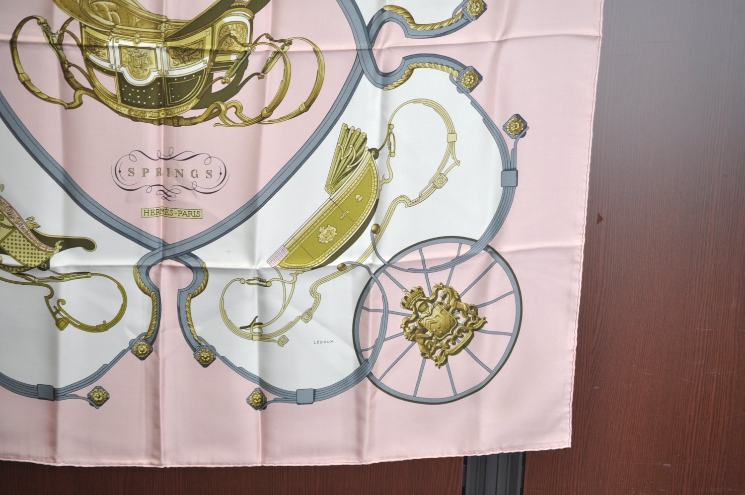 Authentic HERMES Carre 90 Scarf 