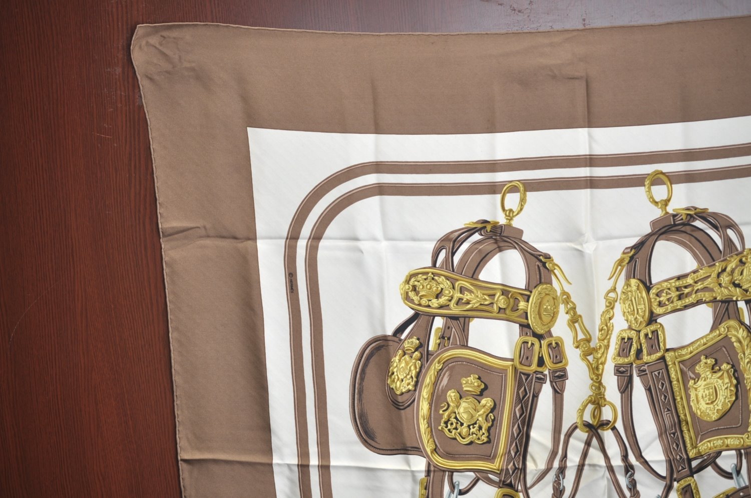 Authentic HERMES Carre 90 Scarf 