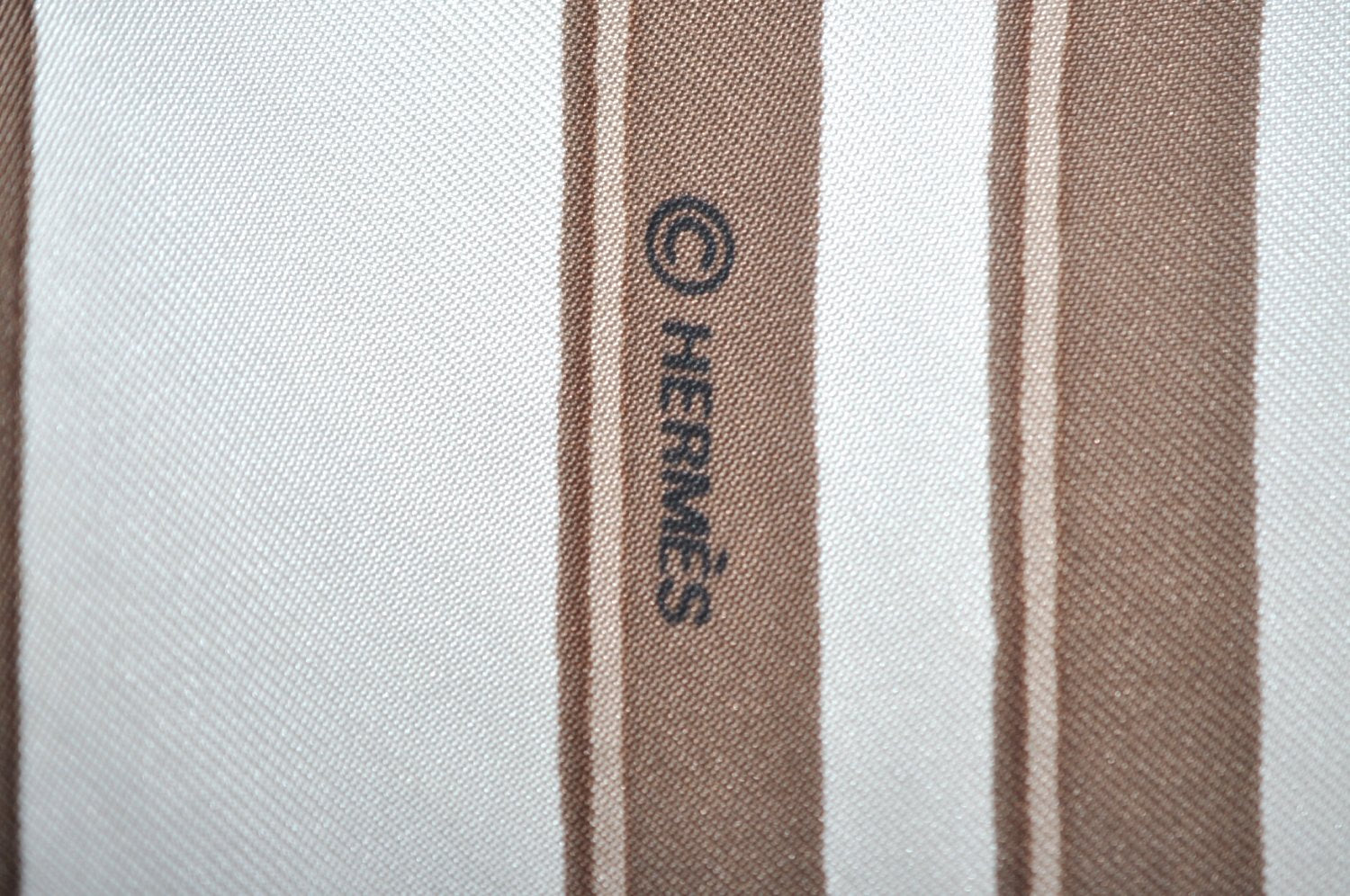 Authentic HERMES Carre 90 Scarf 