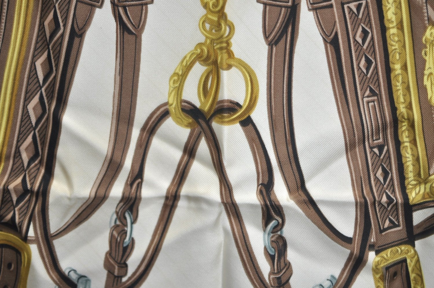 Authentic HERMES Carre 90 Scarf 