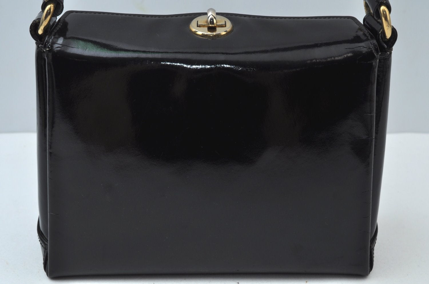 Authentic GUCCI Vintage Shoulder Hand Bag Purse Enamel Black K5369