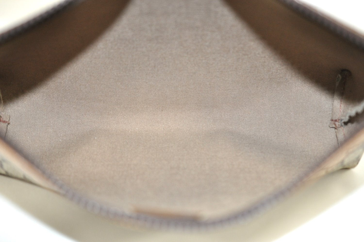 Authentic GUCCI GG Plus Clutch Hand Bag Purse GG PVC Leather Brown K5371