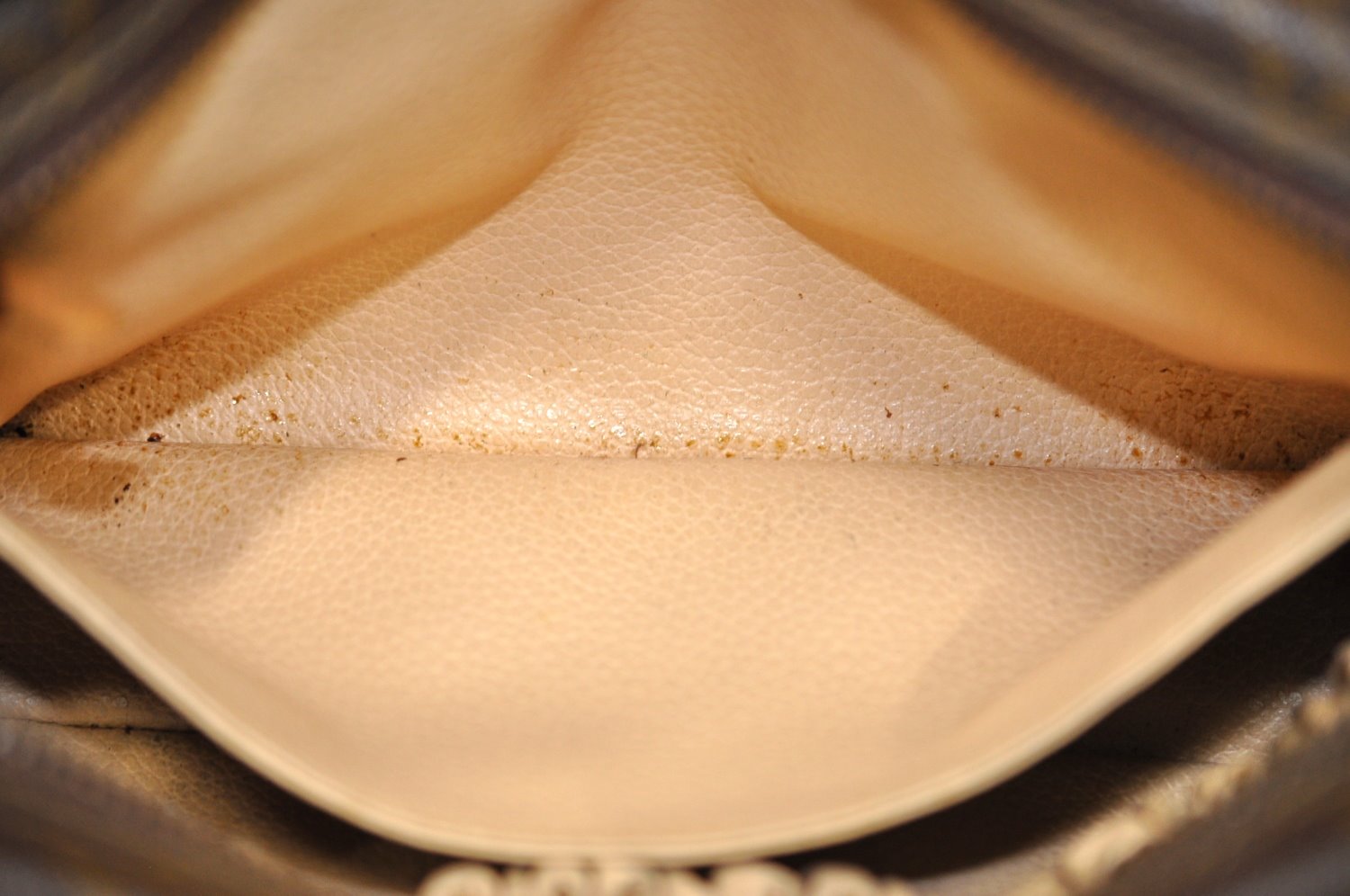 Auth Louis Vuitton Monogram Trousse Toilette 23 Clutch Hand Bag Old Model K5372