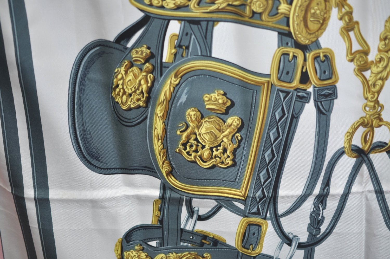 Authentic HERMES Carre 90 Scarf 