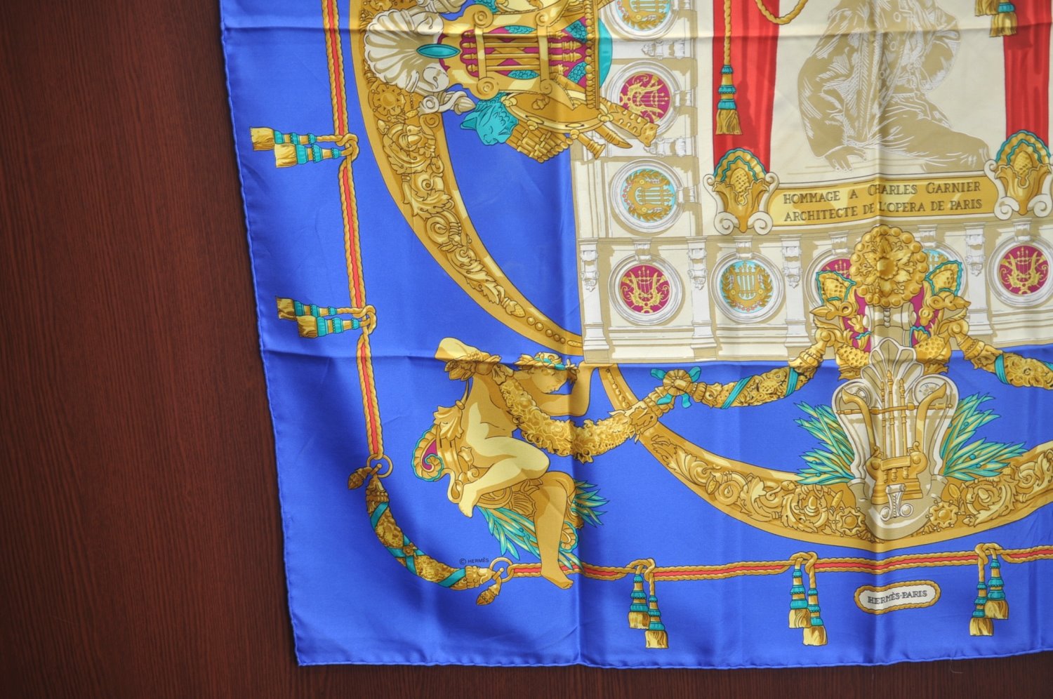 Authentic HERMES Carre 90 Scarf 