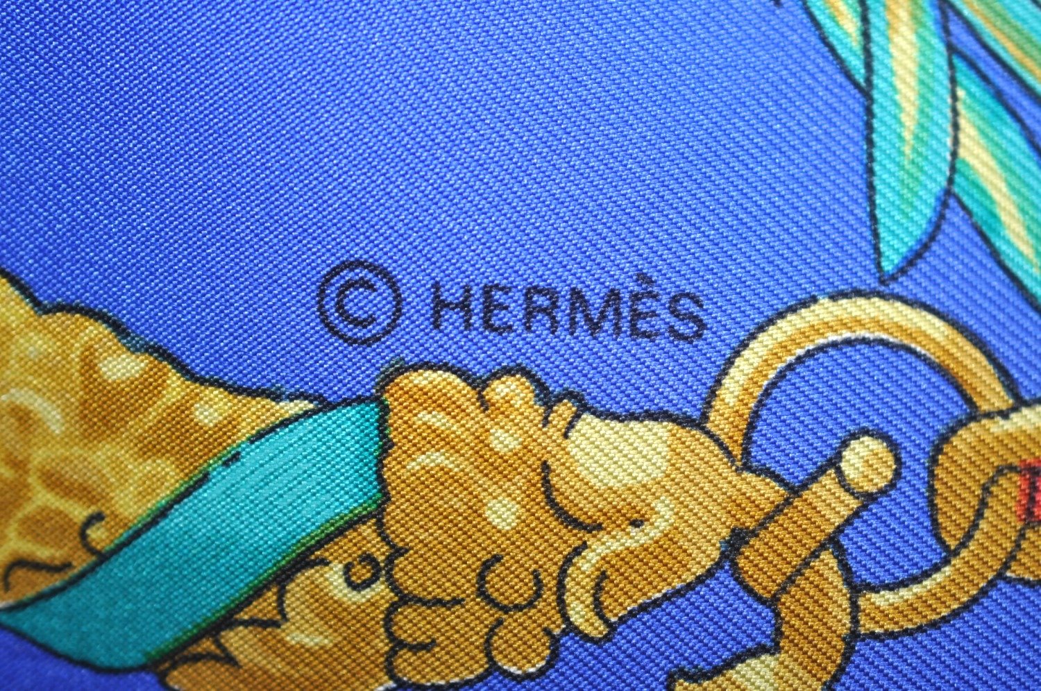 Authentic HERMES Carre 90 Scarf 