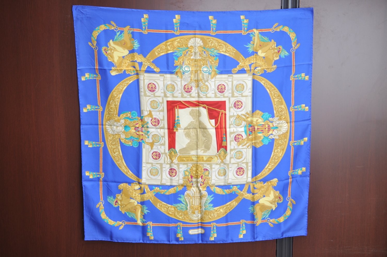Authentic HERMES Carre 90 Scarf 