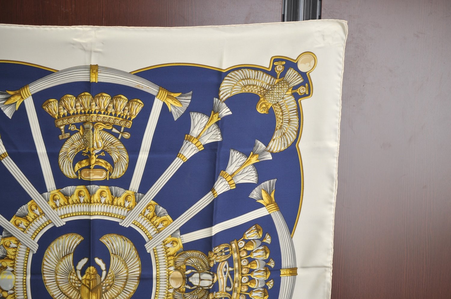 Authentic HERMES Carre 90 Scarf Egypt Motif Silk White Blue K5381