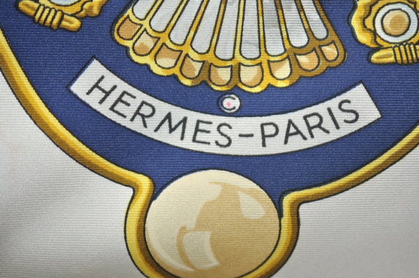 Authentic HERMES Carre 90 Scarf Egypt Motif Silk White Blue K5381