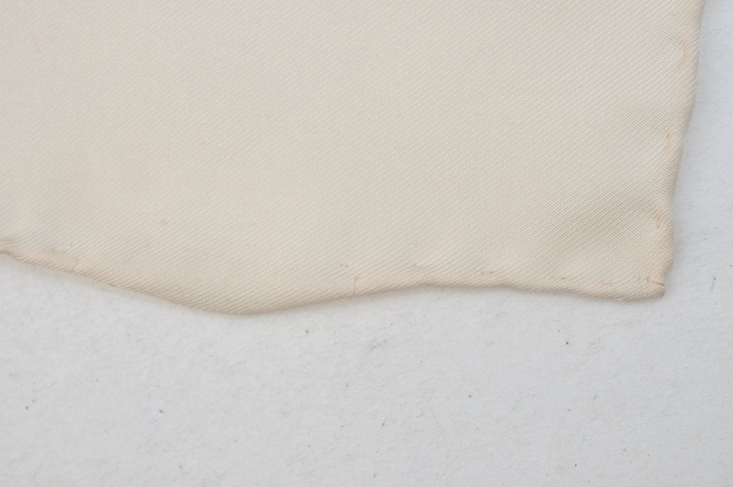 Authentic HERMES Carre 90 Scarf Egypt Motif Silk White Blue K5381