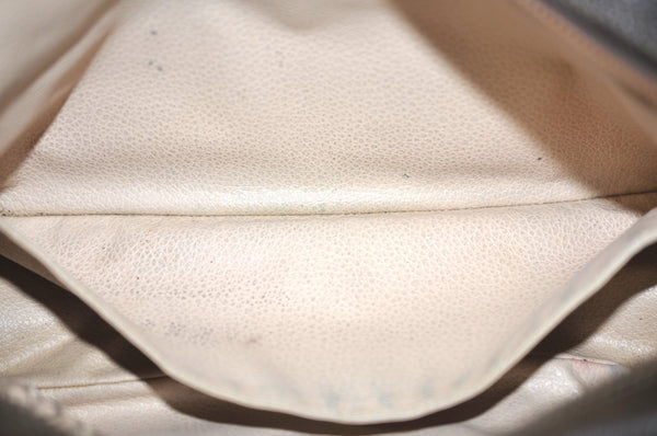 Auth Louis Vuitton Monogram Trousse Toilette 28 Clutch Hand Bag M47522 LV K5383