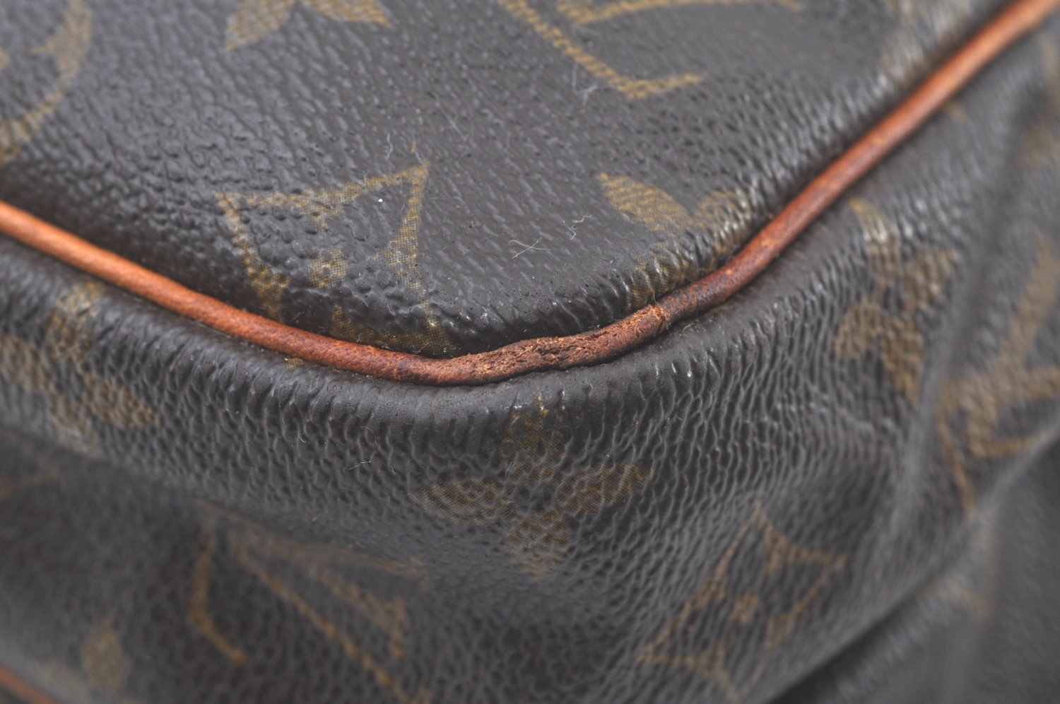 Auth Louis Vuitton Monogram Reporter GM Shoulder Cross Bag M45252 LV Junk K5384