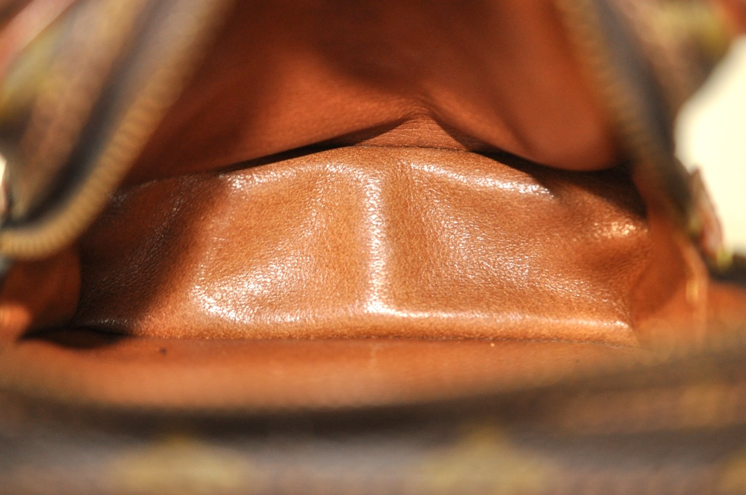 Auth Louis Vuitton Monogram Amazone Shoulder Cross Body Bag Old Model Junk K5385