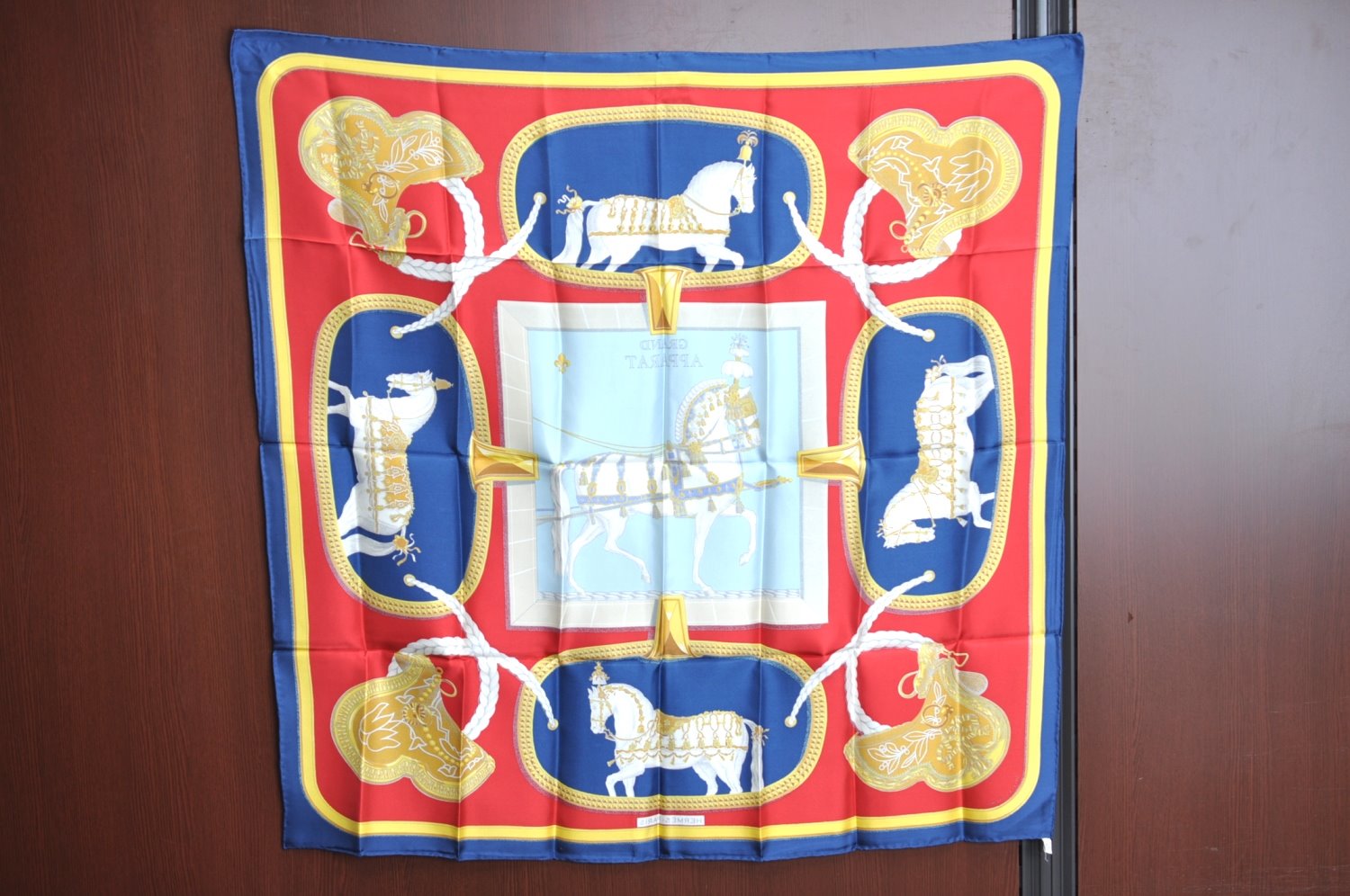 Authentic HERMES Carre 90 Scarf 