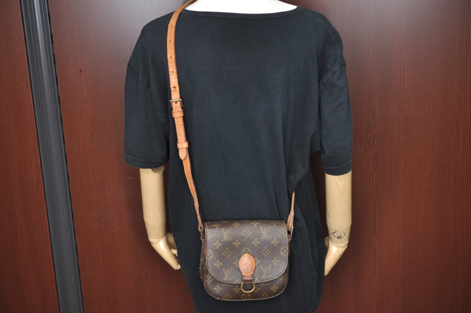 Auth Louis Vuitton Monogram Saint Cloud MM M51243 Shoulder Cross Bag Junk K5393