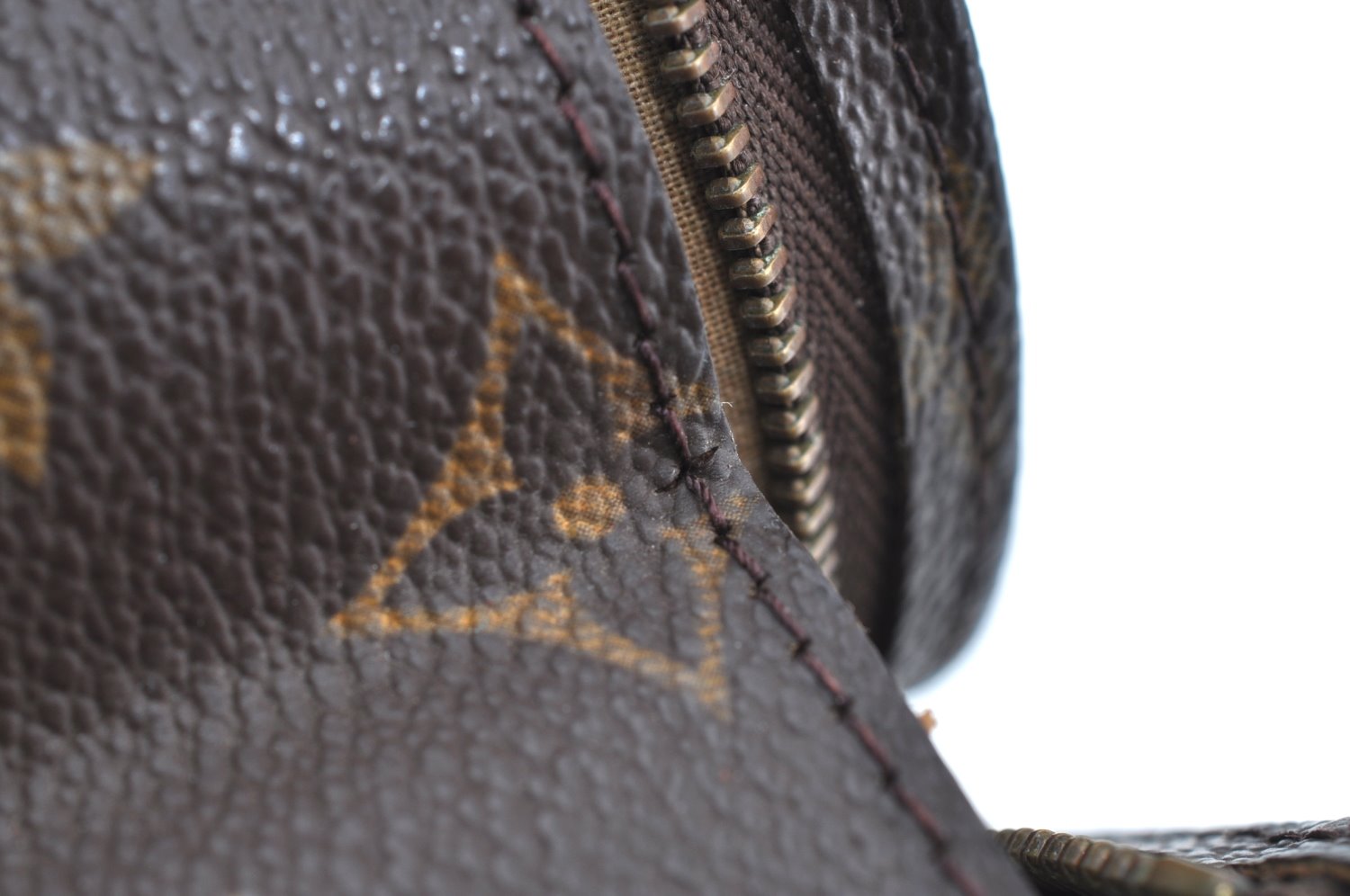 Auth Louis Vuitton Monogram Poche Toilette 26 Cosmetics Pouch Old Model LV K5413