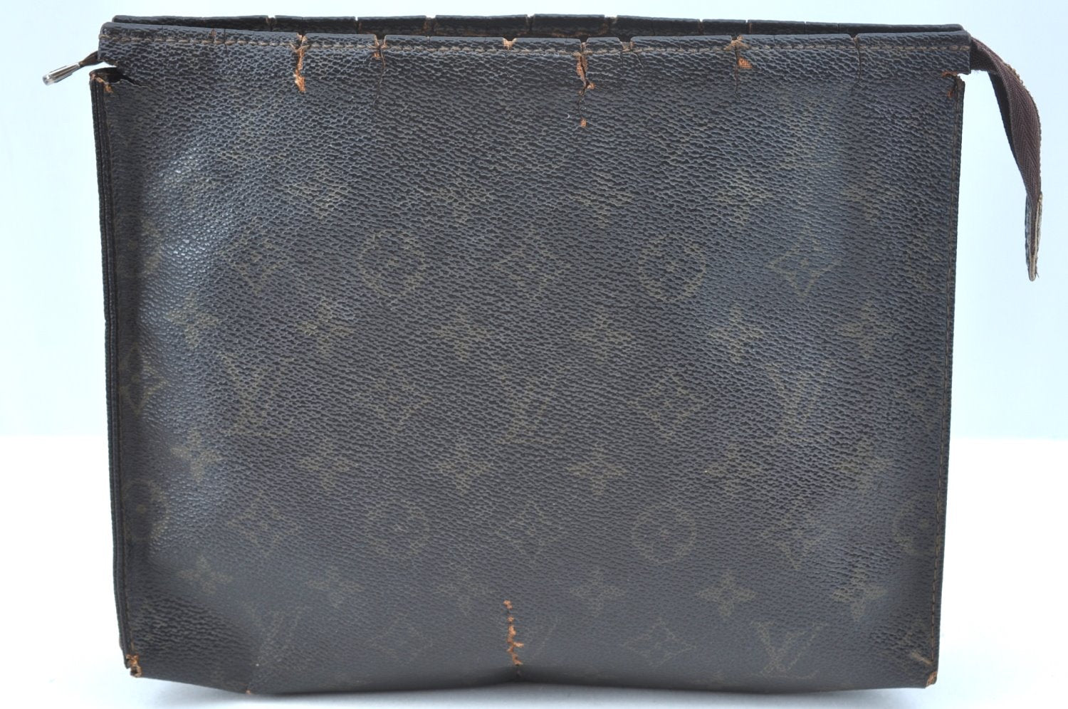 Louis Vuitton Monogram Poche Toilette 26 Cosmetics Pouch Old Model LV Junk K5414