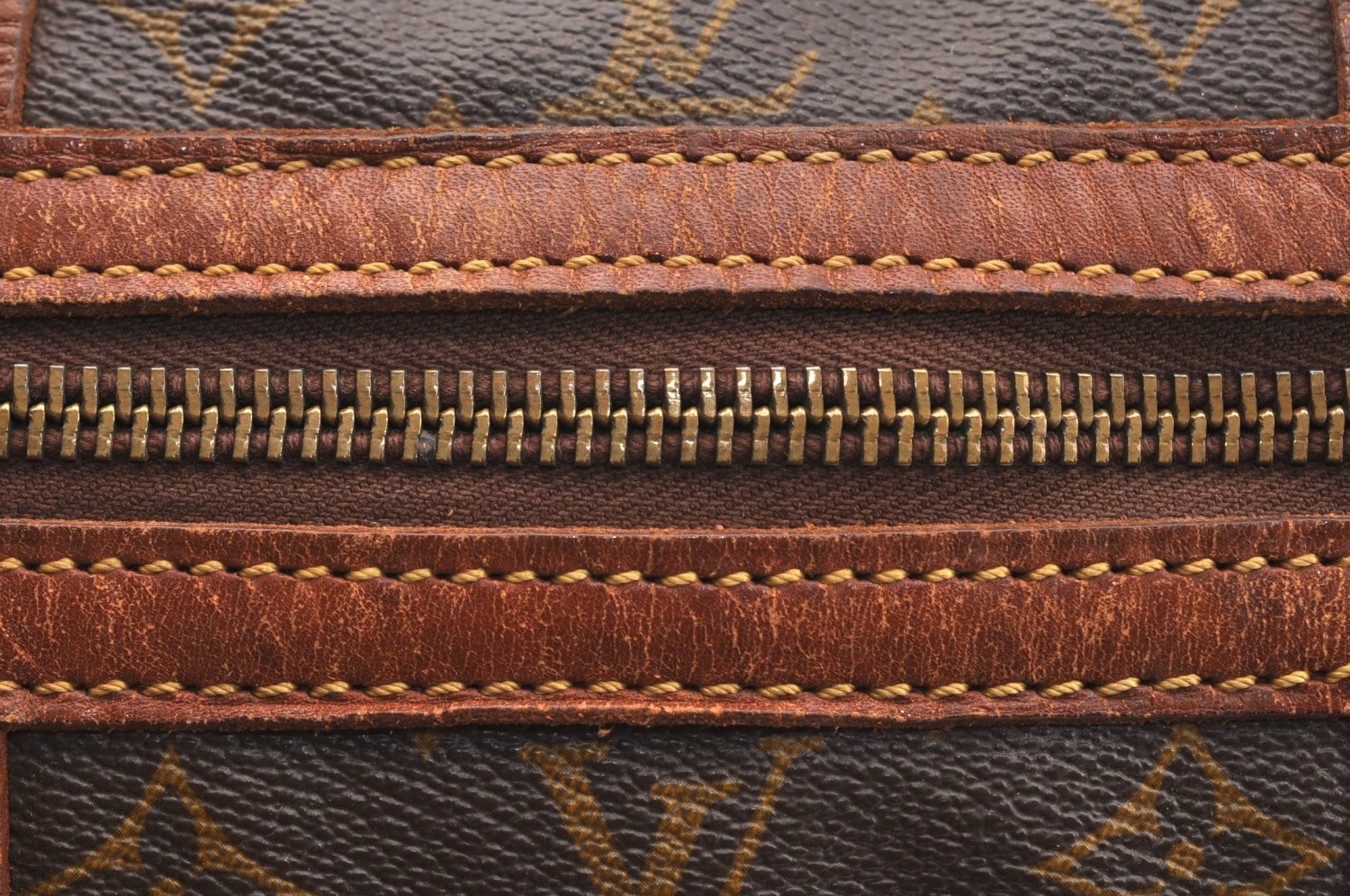 Authentic Louis Vuitton Monogram Sac Souple 35 Hand Boston Bag Old Model K5420