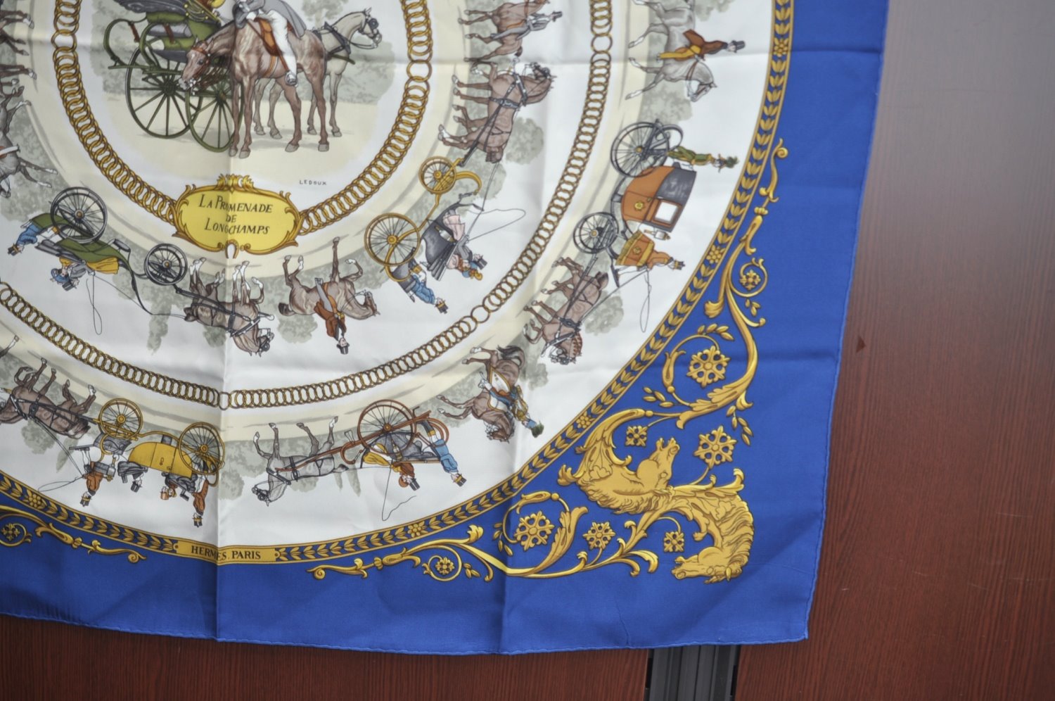 Authentic HERMES Carre 90 Scarf 