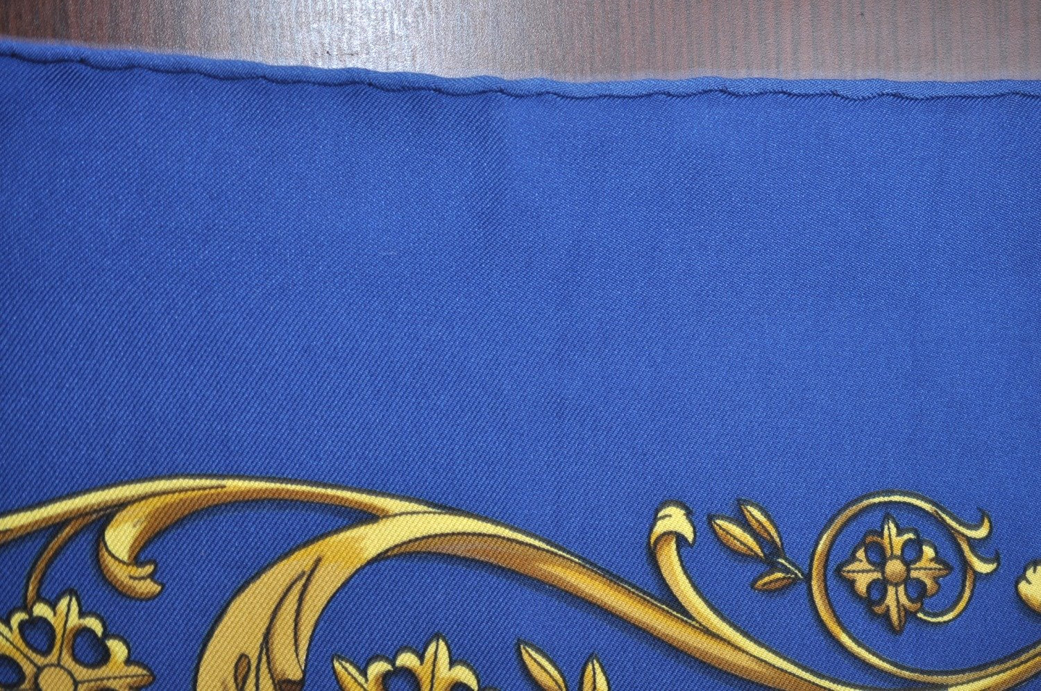 Authentic HERMES Carre 90 Scarf 