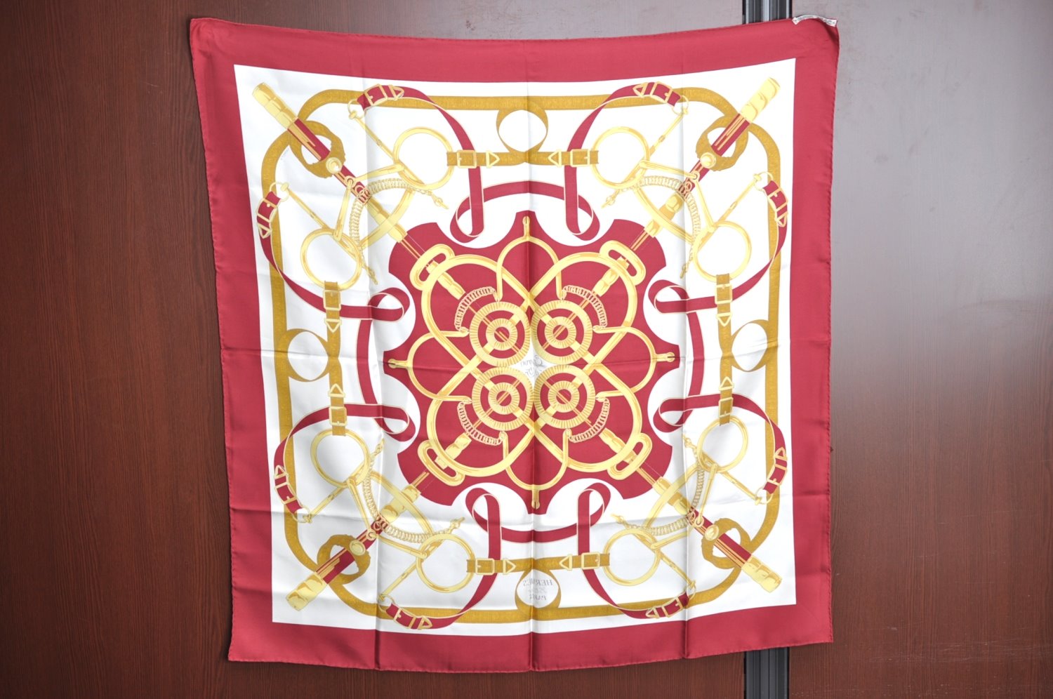 Authentic HERMES Carre 90 Scarf 