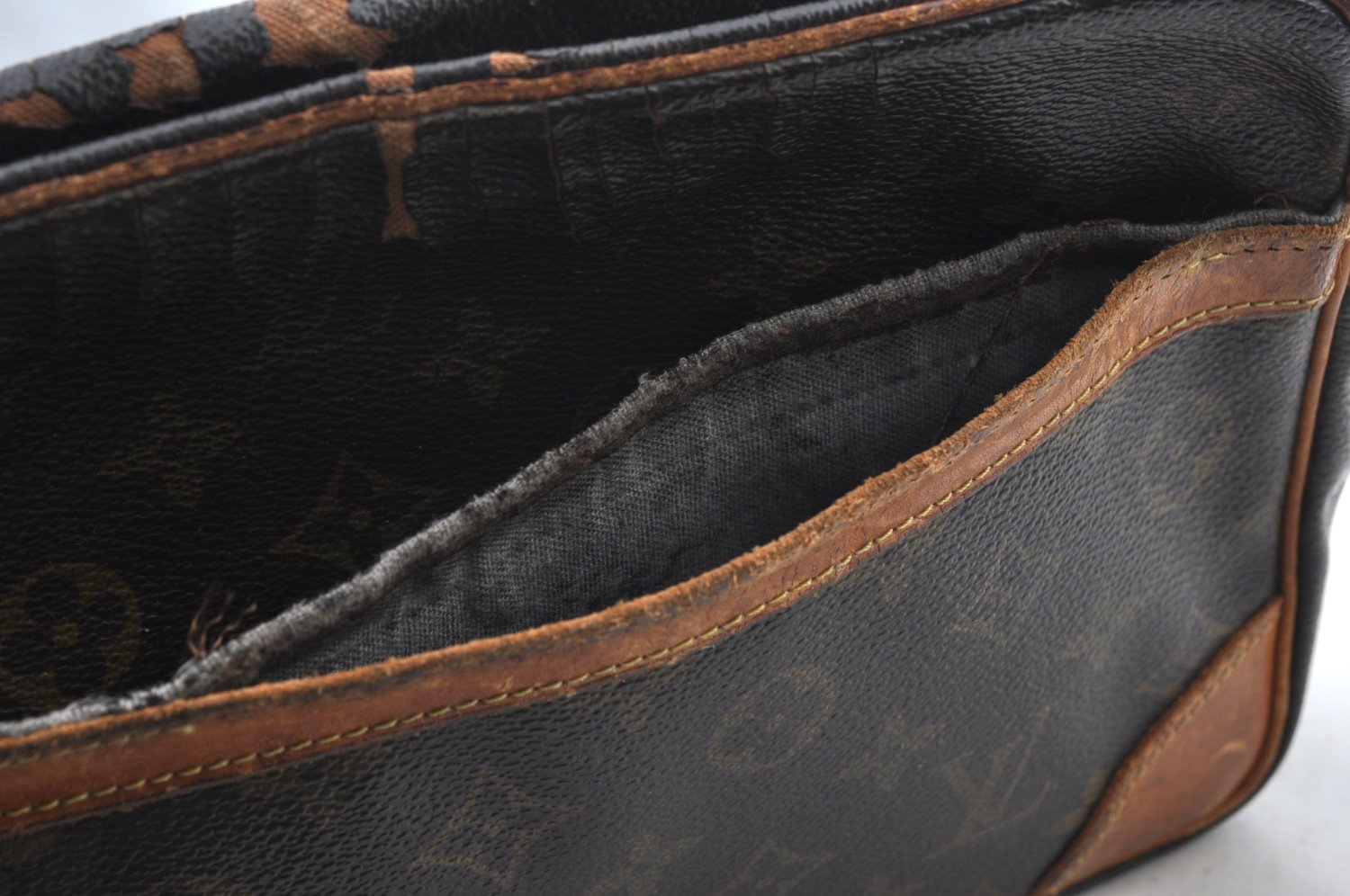 Authentic Louis Vuitton Monogram Compiegne 28 Clutch Hand Bag M51845 LV K5481