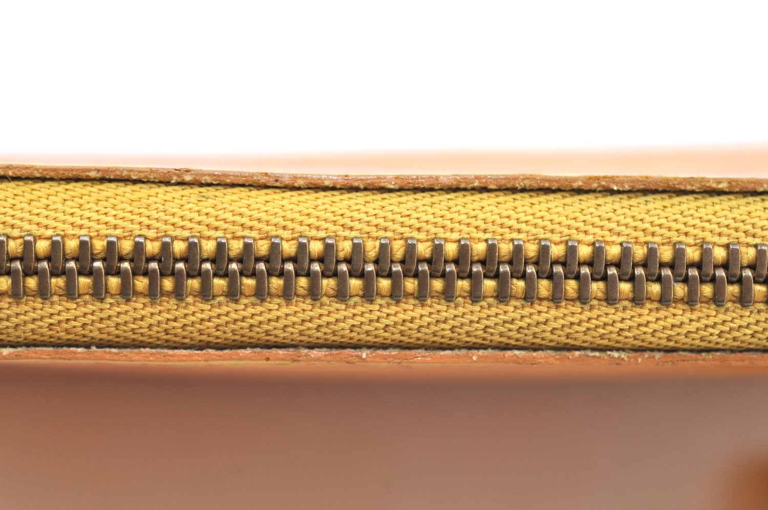 Authentic Louis Vuitton Epi Pochette Accessoires Pouch Yellow M52959 LV K5499