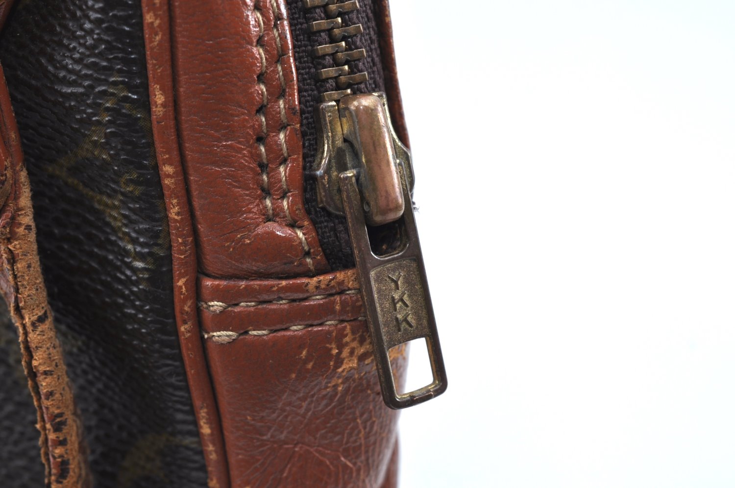 Authentic Louis Vuitton Monogram Pochette Sport Clutch Hand Bag Old Model K5503