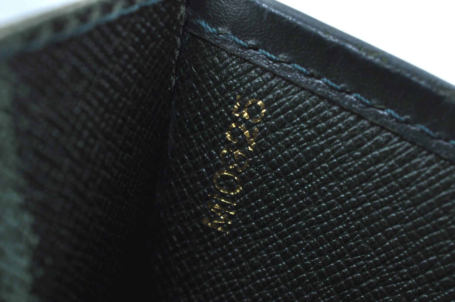 Auth Louis Vuitton Taiga Volga Document case Clutch Bag Green M30204 LV K5522