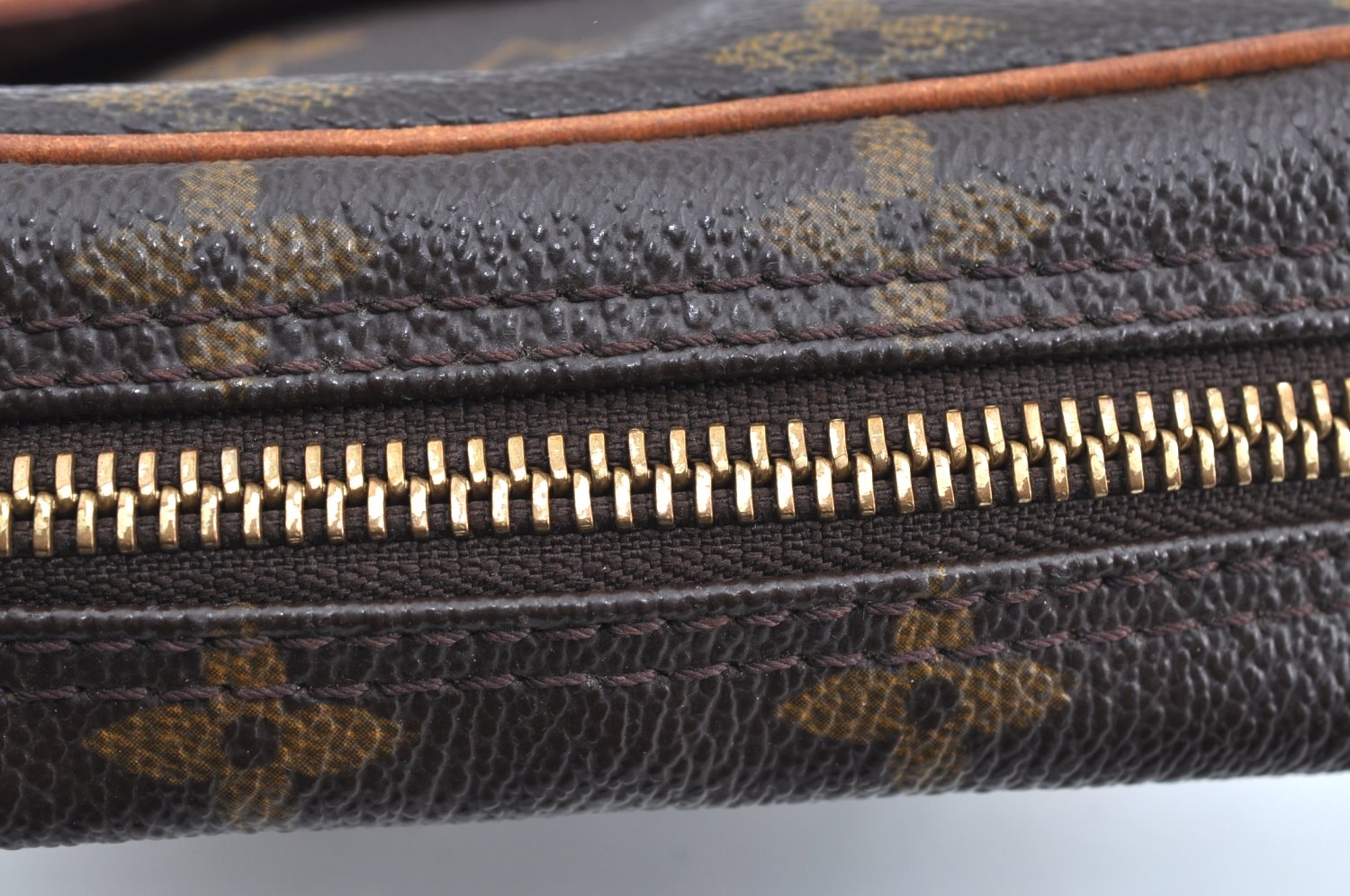 Authentic Louis Vuitton Monogram Danube Shoulder Cross Body Bag M45266 LV K5542