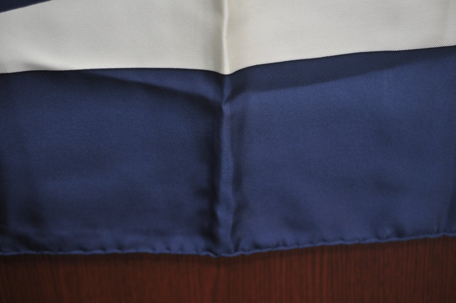 Authentic HERMES Carre 90 Scarf 