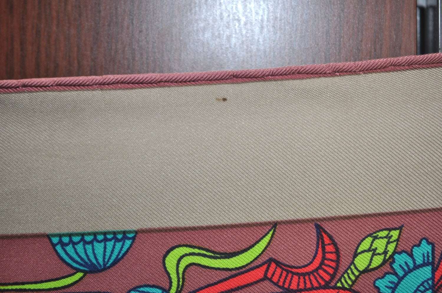 Authentic HERMES Carre 90 Scarf 