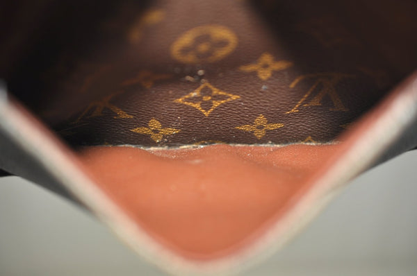 Authentic Louis Vuitton Monogram Saint Cloud MM M51243 Shoulder Cross Bag Junk K5564