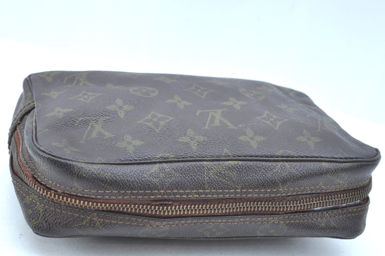 Auth Louis Vuitton Monogram Trousse Toilette 23 Clutch Bag Old Model Junk K5571