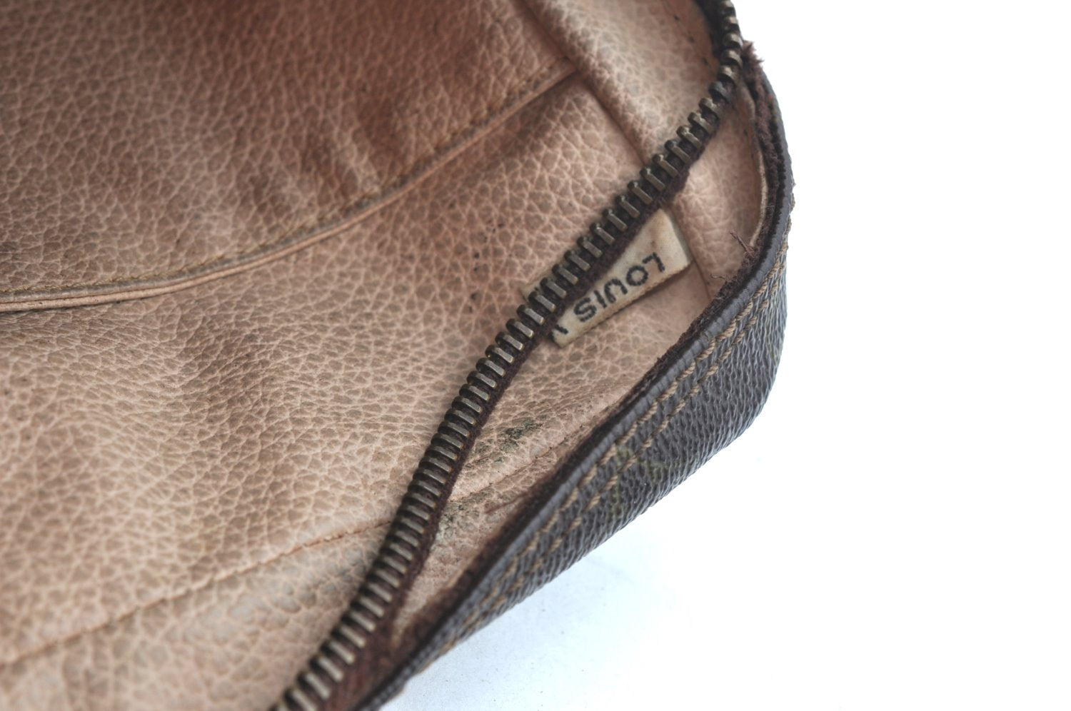 Auth Louis Vuitton Monogram Trousse Toilette 23 Clutch Bag Old Model Junk K5571