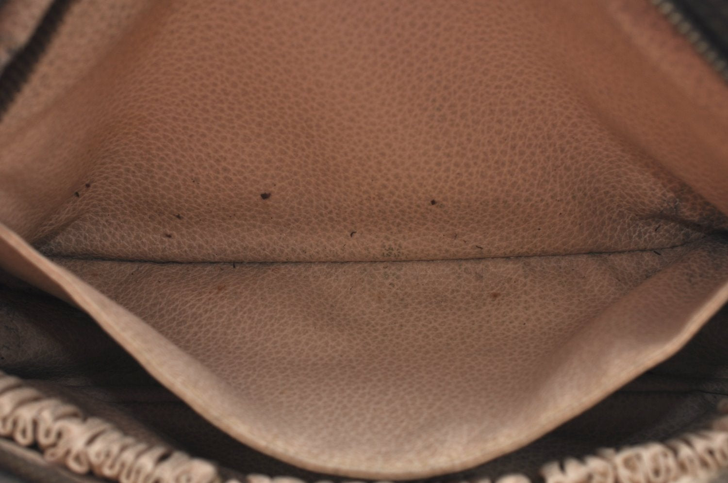 Auth Louis Vuitton Monogram Trousse Toilette 23 Clutch Bag Old Model Junk K5571