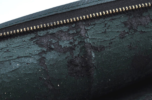 Auth Louis Vuitton Taiga Poche Toilette Cosmetics Pouch Green M99034 Junk K5572