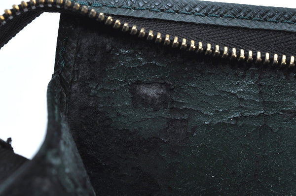 Auth Louis Vuitton Taiga Poche Toilette Cosmetics Pouch Green M99034 Junk K5572