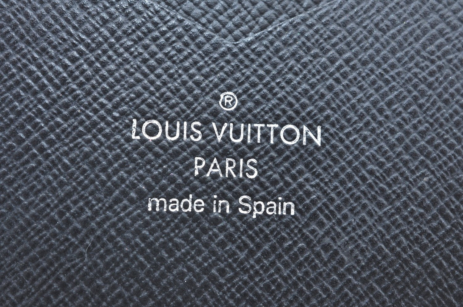 Authentic Louis Vuitton Monogram Eclipse Folio iPhone 7 8 Case M62640 LV K5578