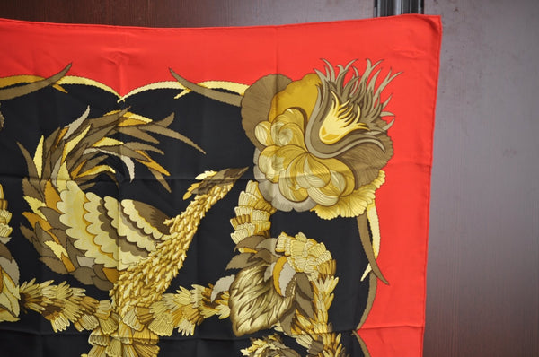 Authentic HERMES Carre 90 Scarf "TAHITI" Silk Red Gold Black K5596