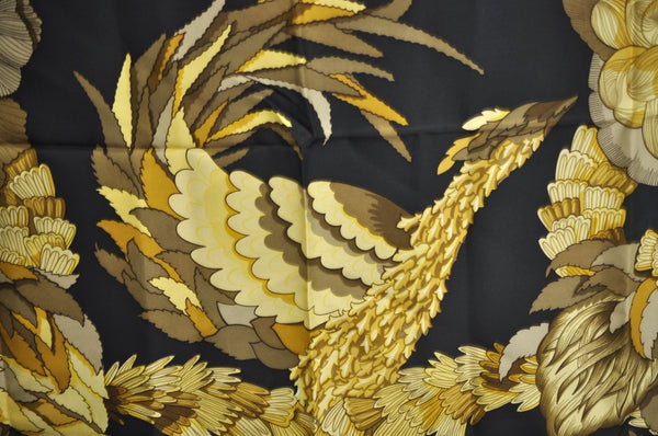 Authentic HERMES Carre 90 Scarf "TAHITI" Silk Red Gold Black K5596