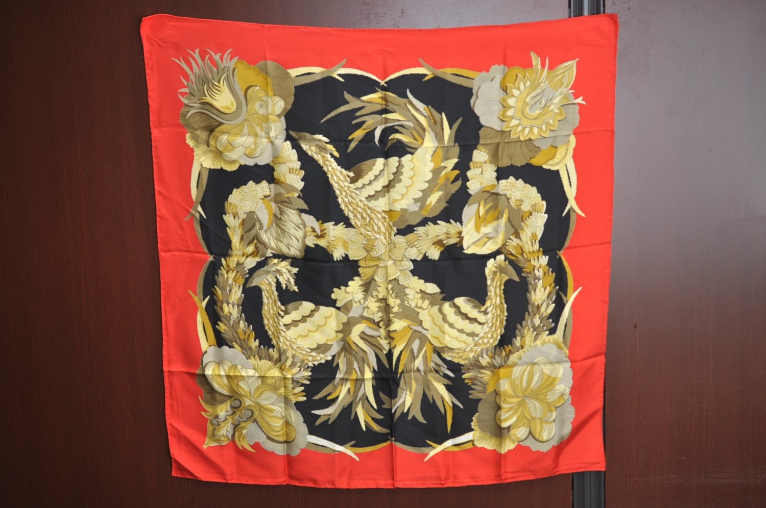 Authentic HERMES Carre 90 Scarf 