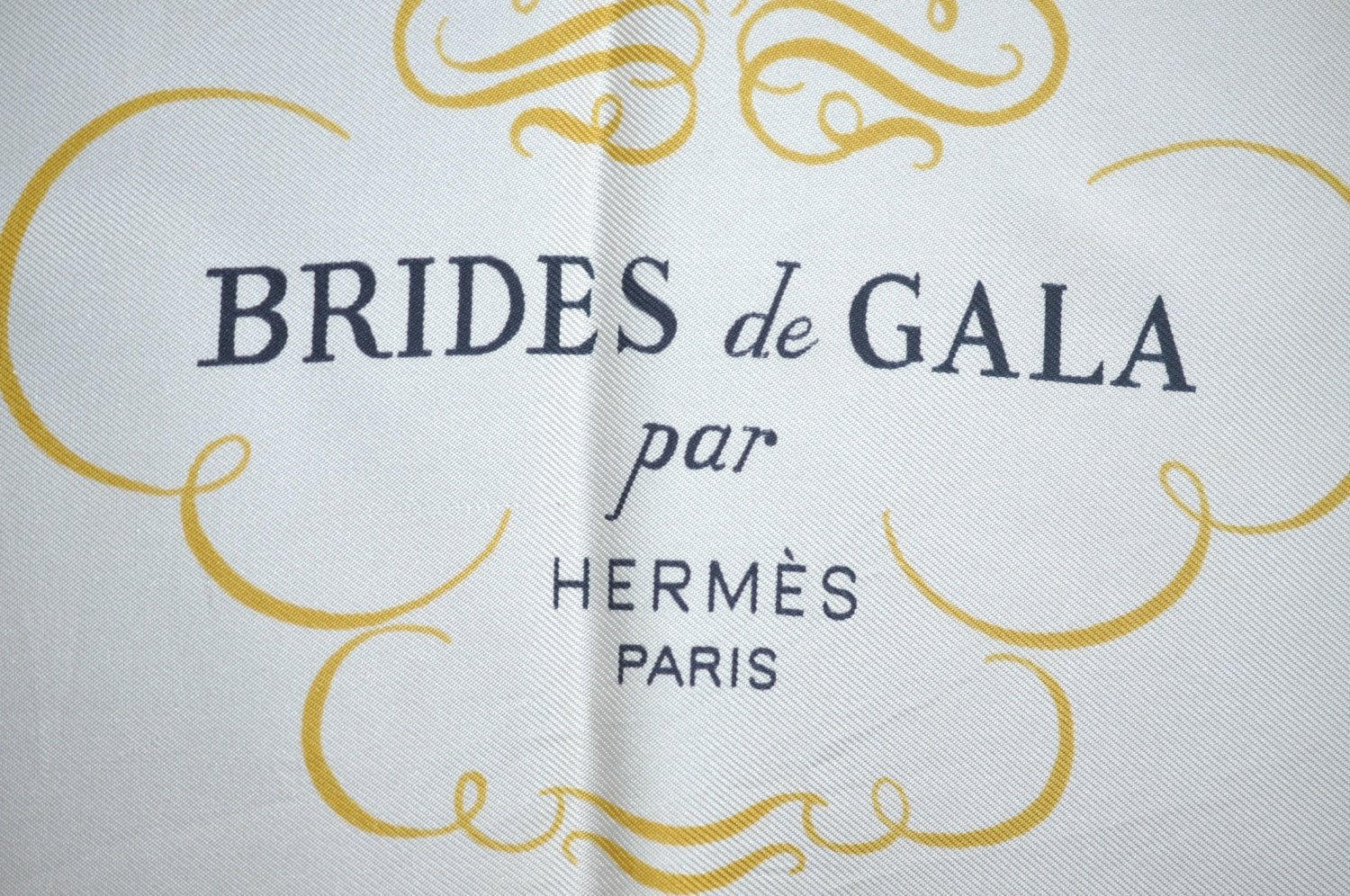 Authentic HERMES Carre 90 Scarf 