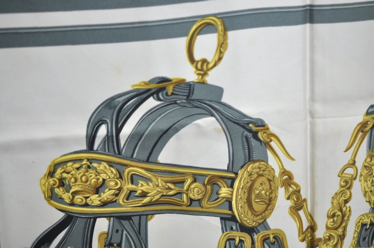 Authentic HERMES Carre 90 Scarf 