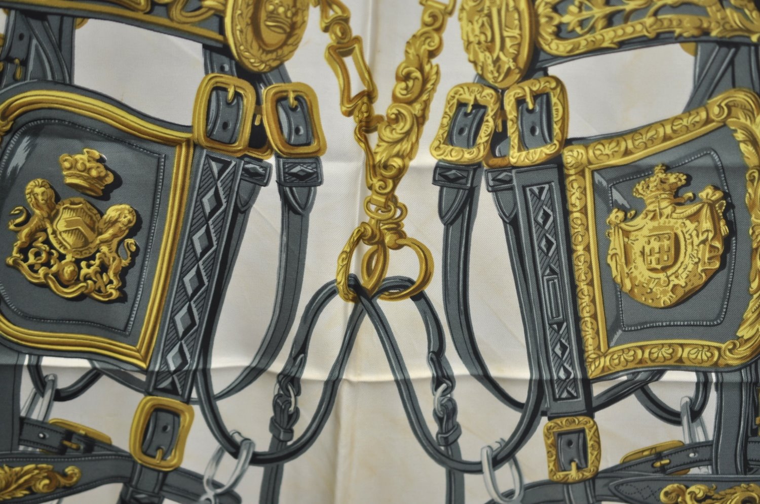 Authentic HERMES Carre 90 Scarf 