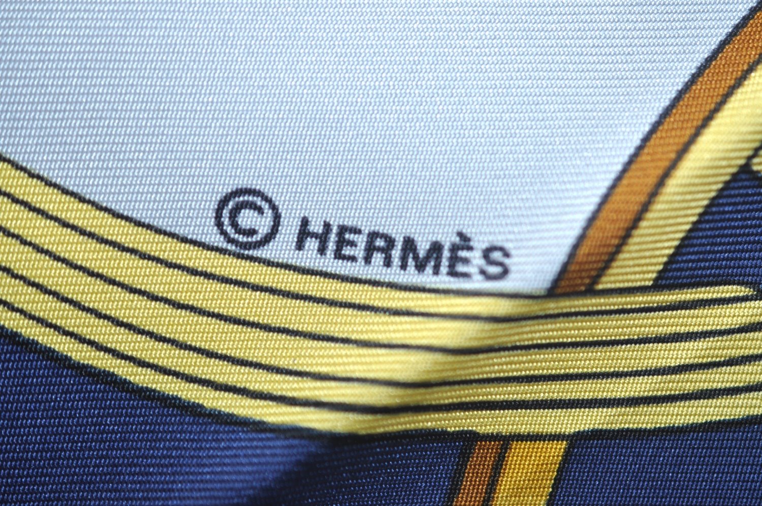 Authentic HERMES Carre 90 Scarf 