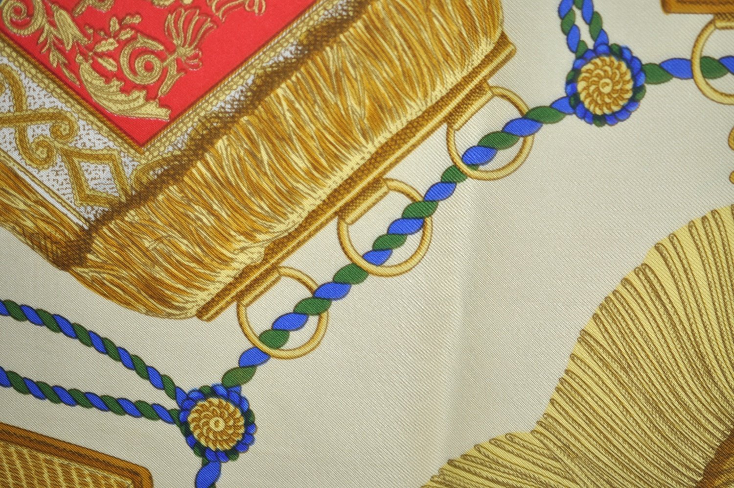 Authentic HERMES Carre 90 Scarf 