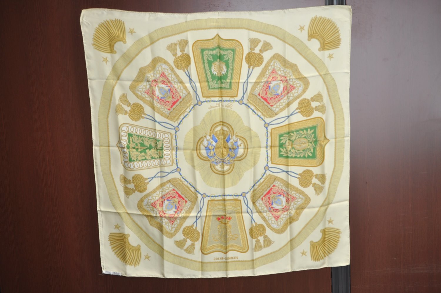 Authentic HERMES Carre 90 Scarf 