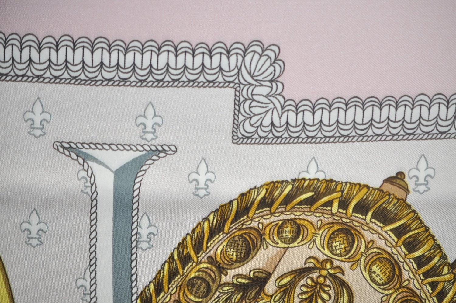 Authentic HERMES Carre 90 Scarf 