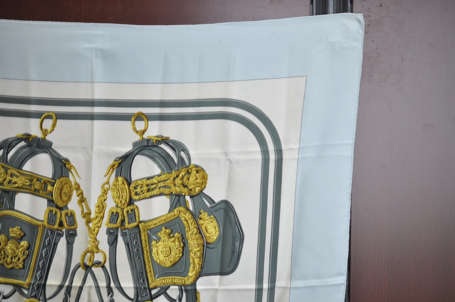 Authentic HERMES Carre 90 Scarf 